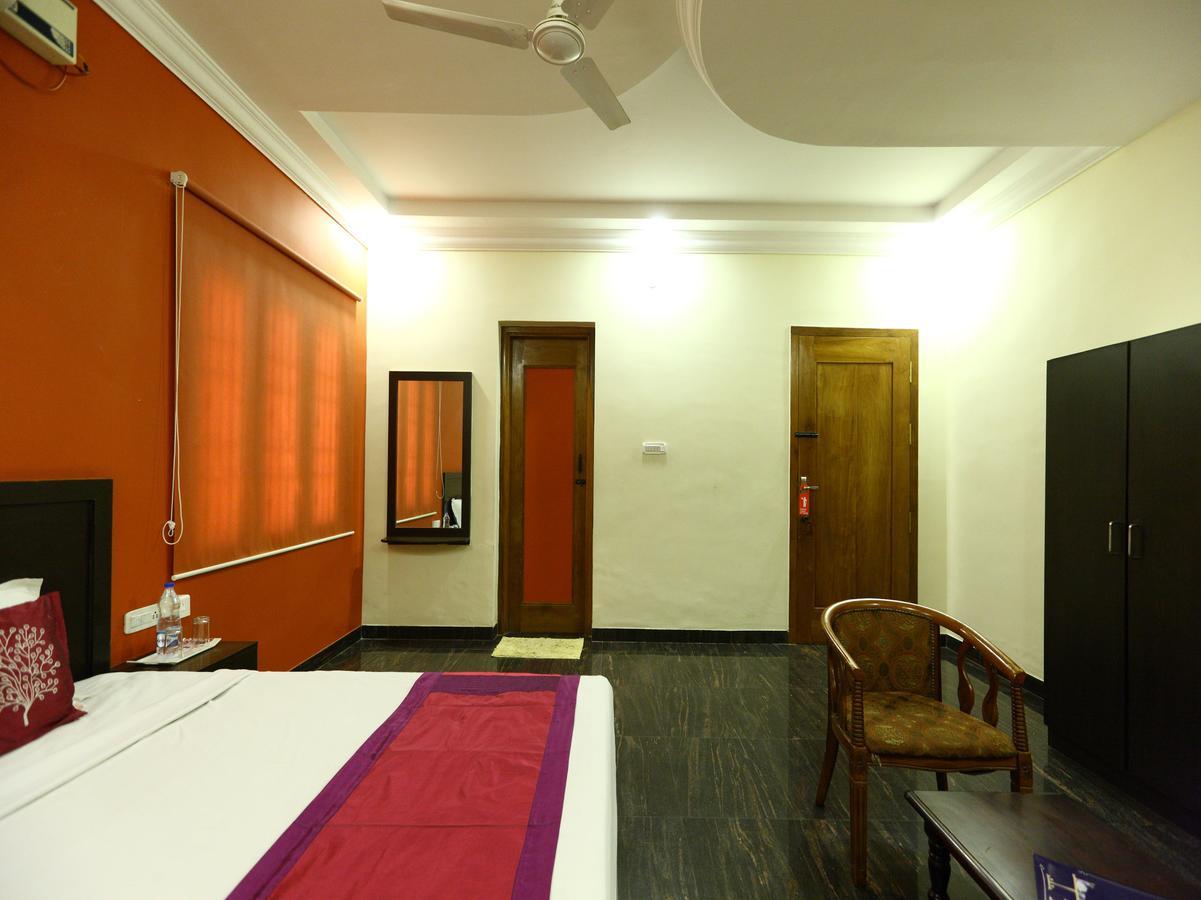 Oyo 7355 Covinille Bed & Breakfast Madurai Dış mekan fotoğraf